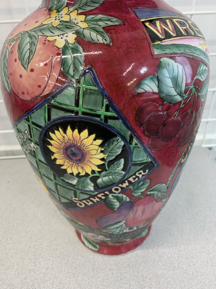 RED ROOSTER VASE W/FRUITS.