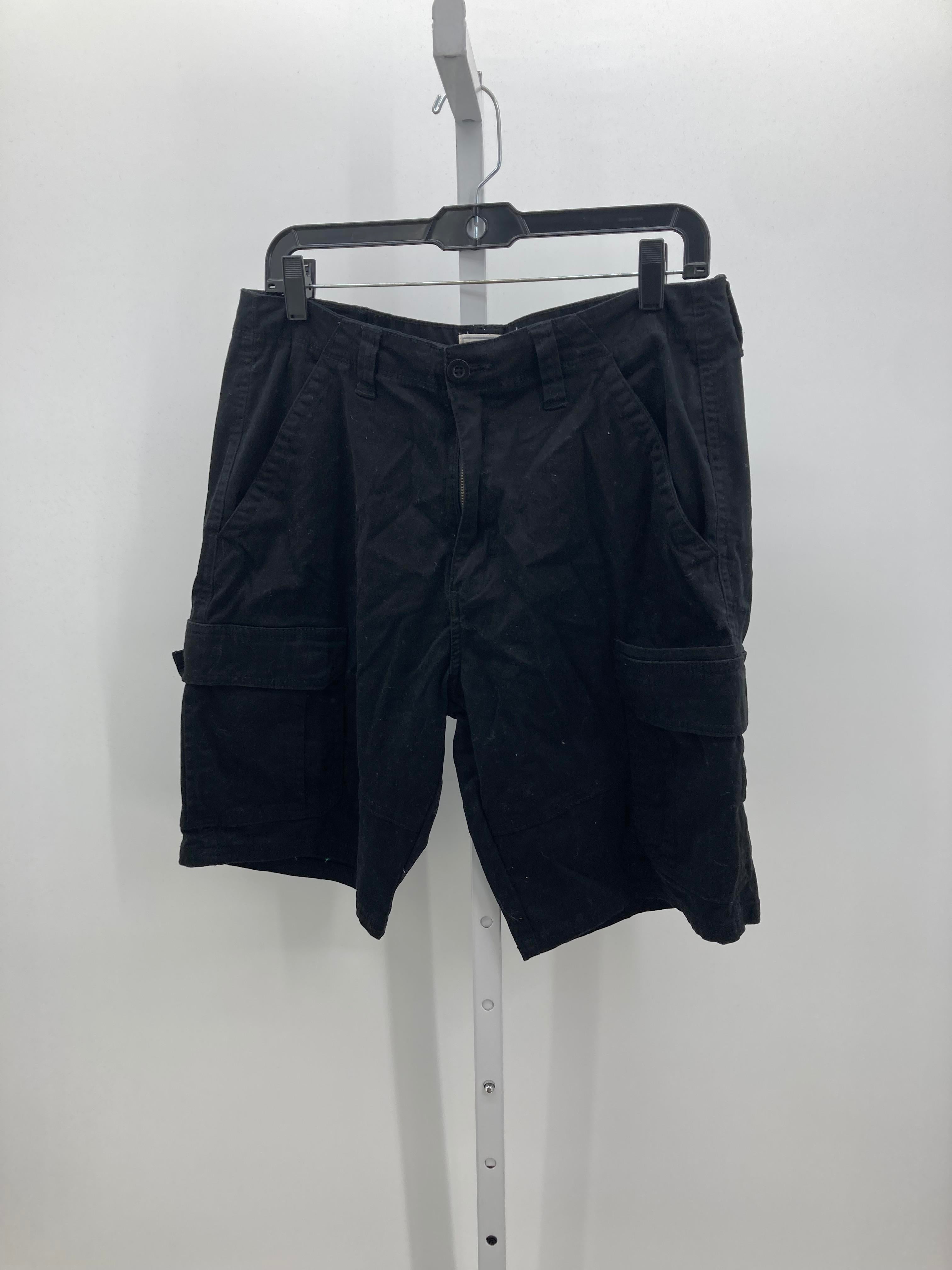 CARGO SHORTS.