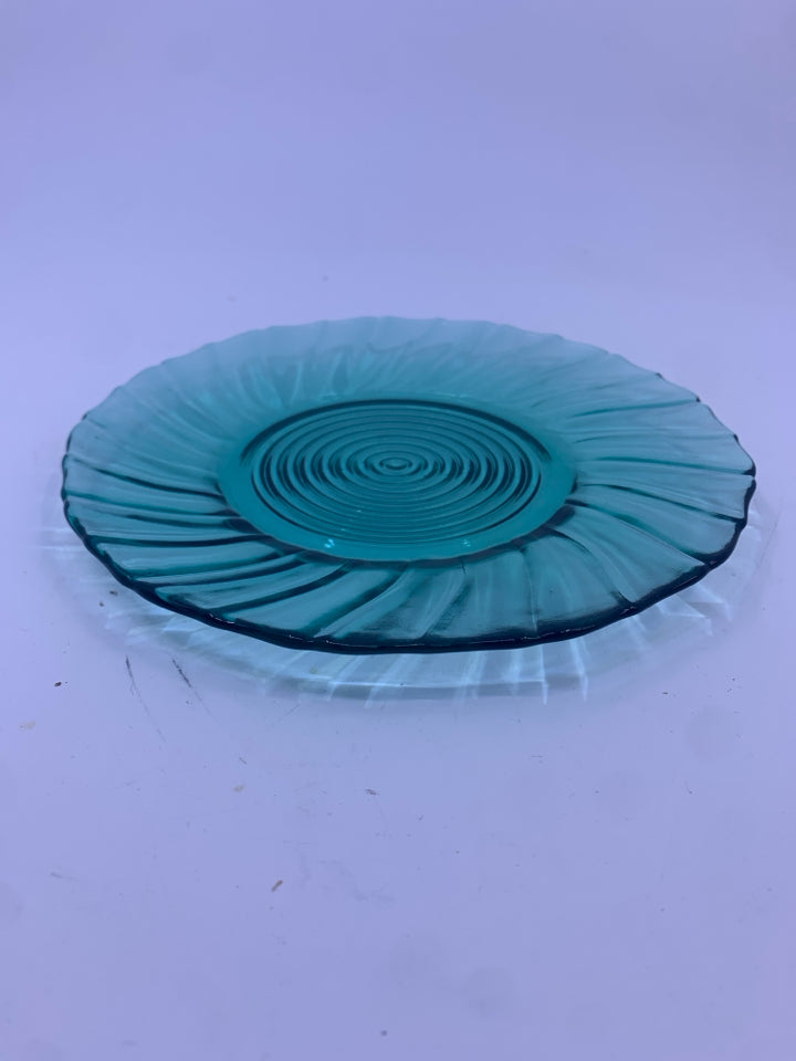 5 TEAL GLASS PLATES.