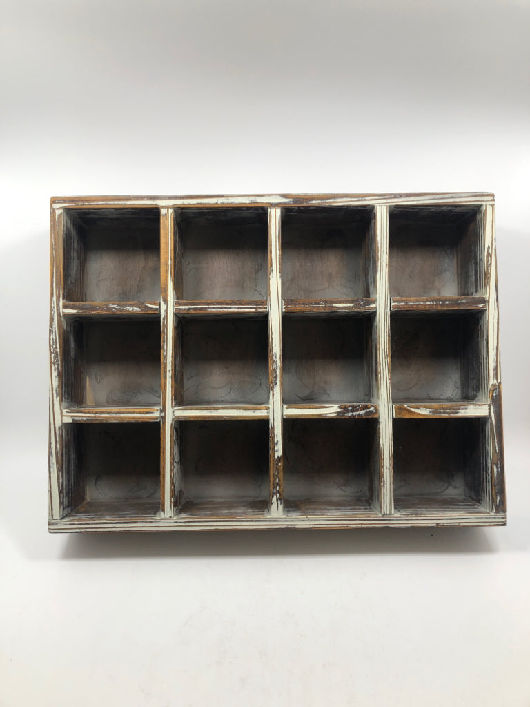 12-SLOT RUSTIC SHELF.