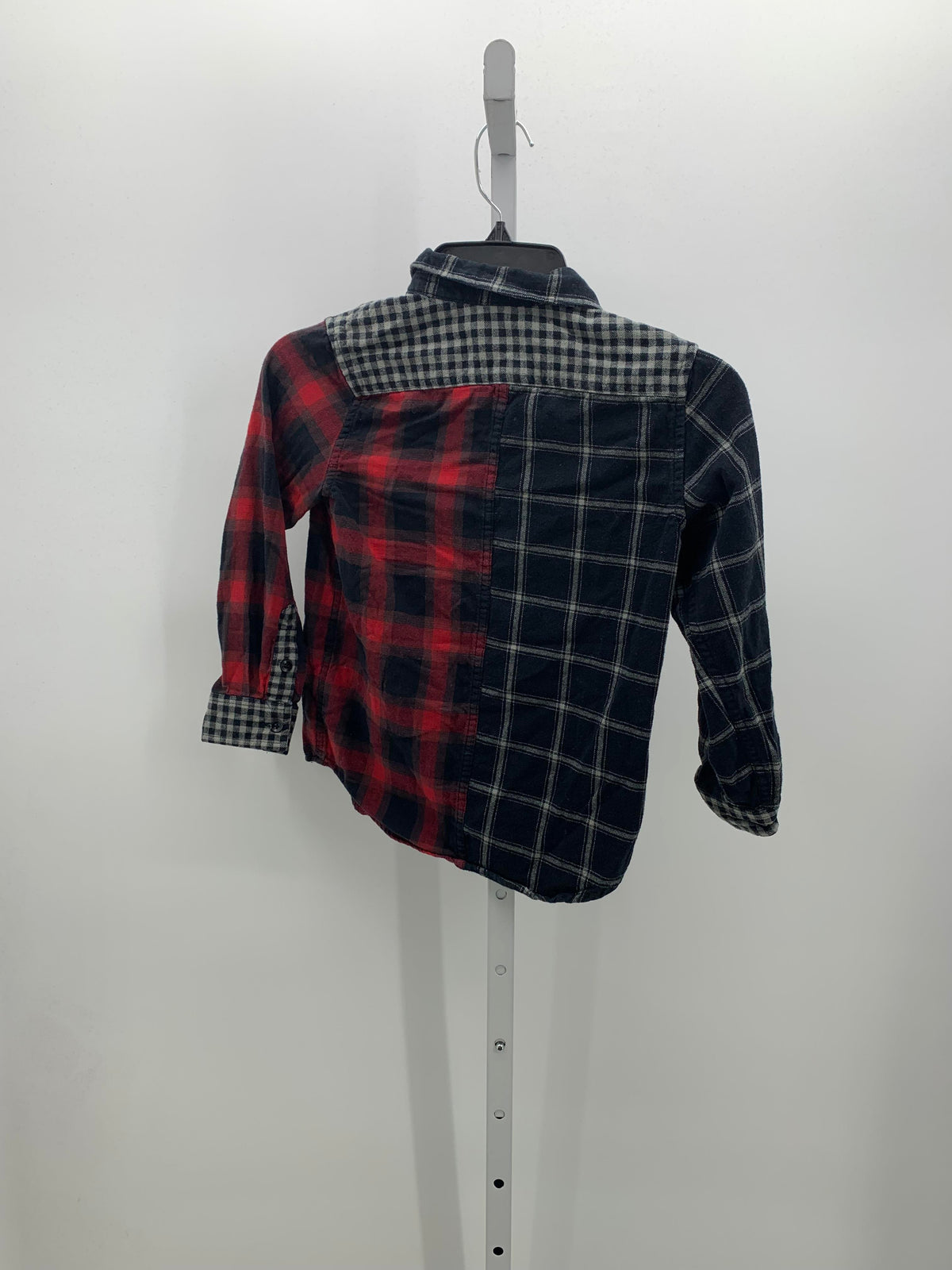 WHITE RED PLAID