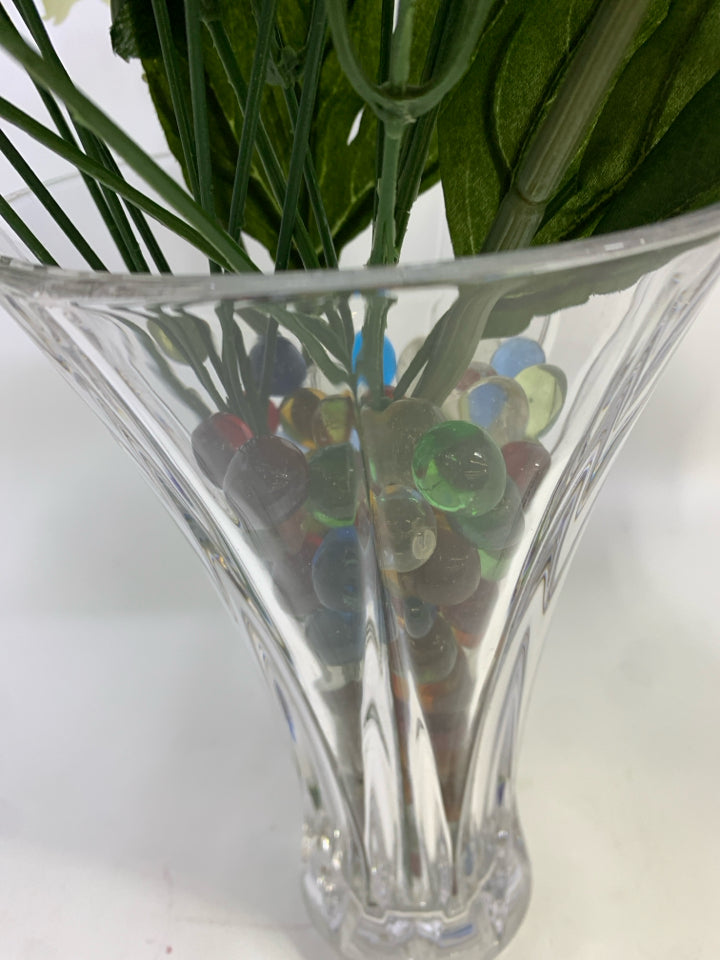 FAUX FLORAL ARRANGEMENT IN VASE W MARBLES.