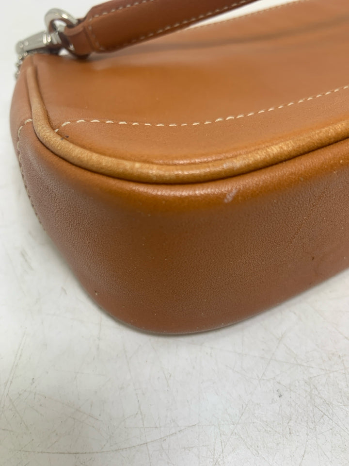 Vintage Coach 7785 Hampton Y2K Baguette Purse *Minor Exterior Wear