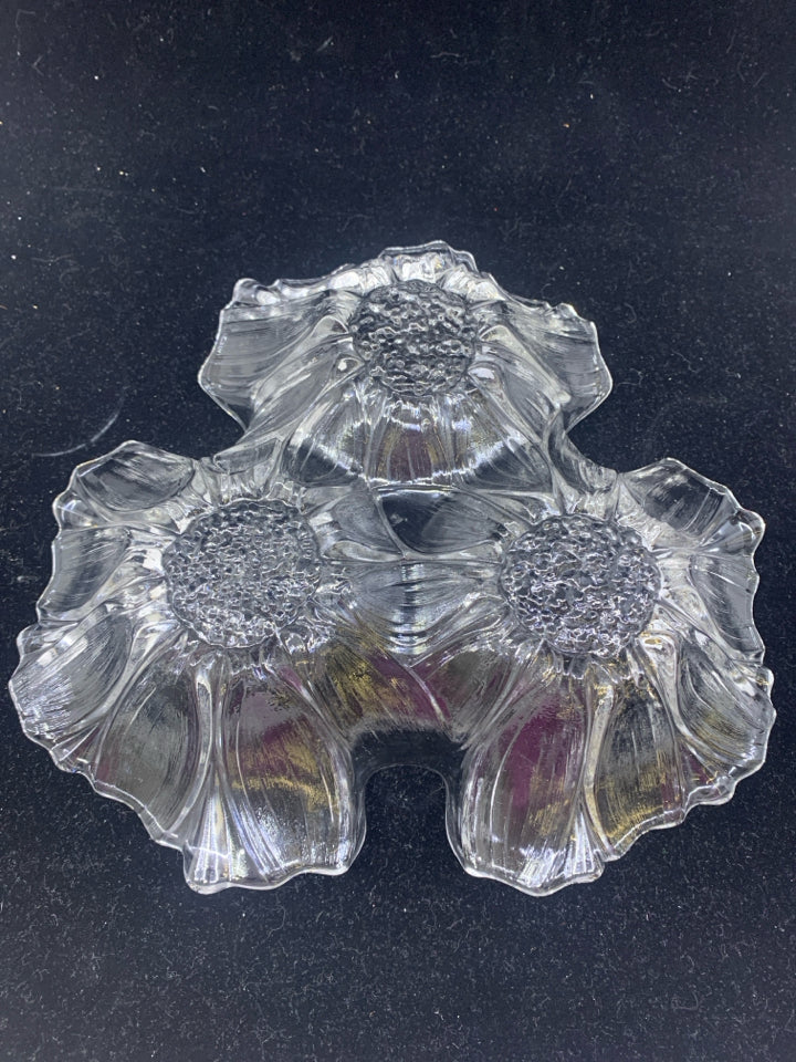 EMBOSSED FLORAL 3 SECTION BOWL.