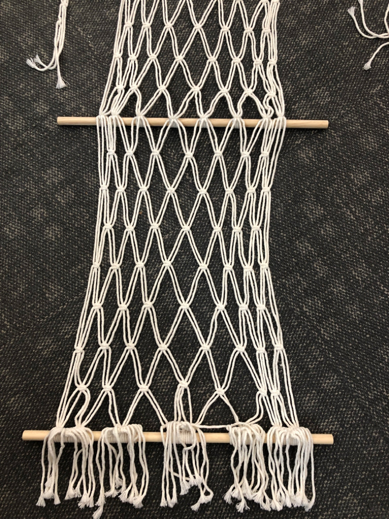 MACRAME WALL HANGING W/DOWELS.