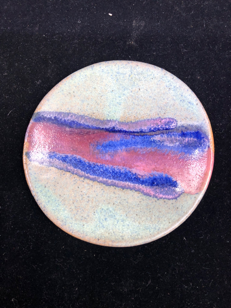 SMALL BLUE CIRCLE TRINKET TRAY.