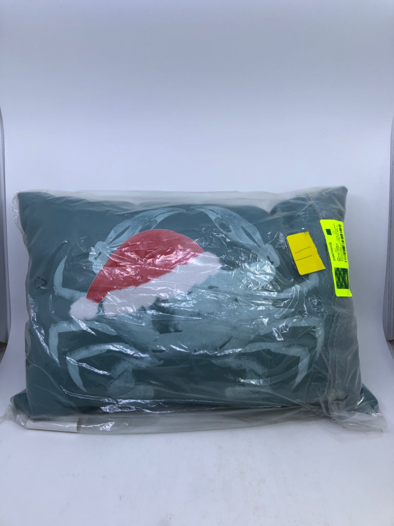 NIP CHRISTMAS CRAB PILLOW.