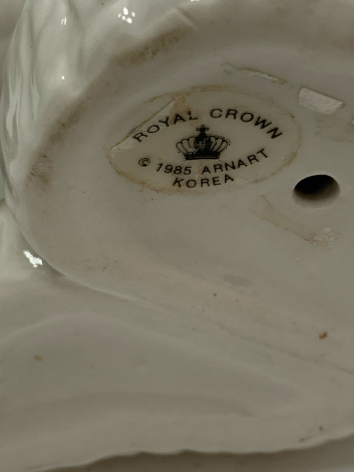 ROYAL CROWN PORCELAIN POODLE FIGURINE.