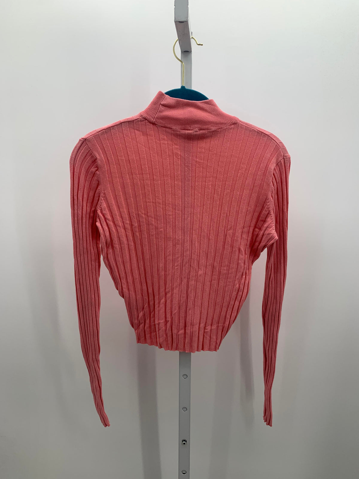 Size Medium Juniors Long Sleeve Sweater