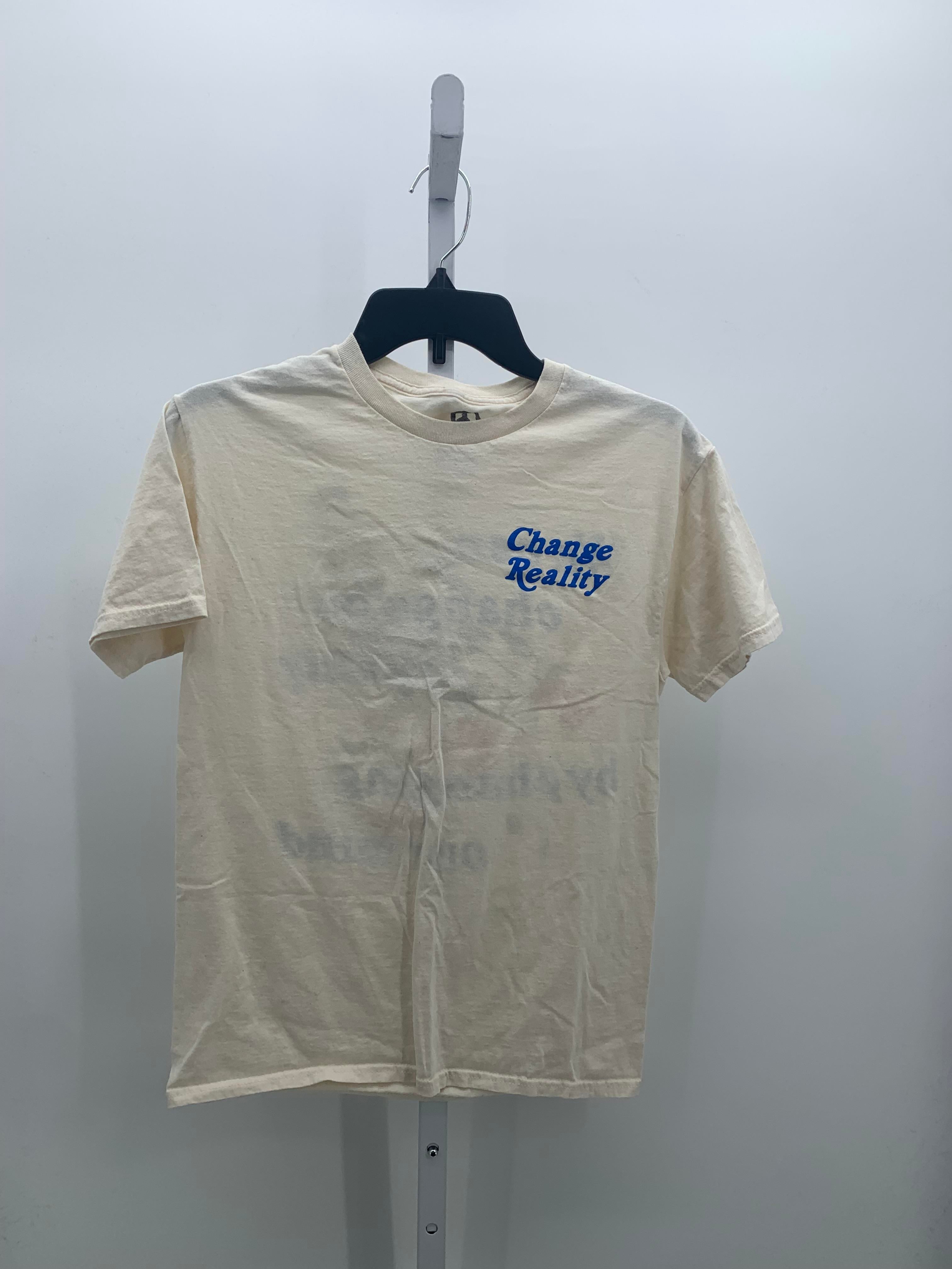 Size Small Juniors Short Sleeve Shirt