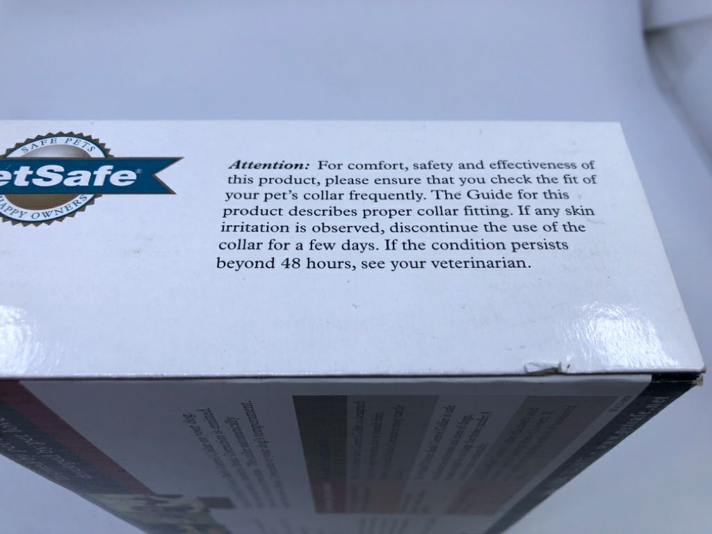 NIB BARK CONTROL DELUXE COLLAR-PETSAFE