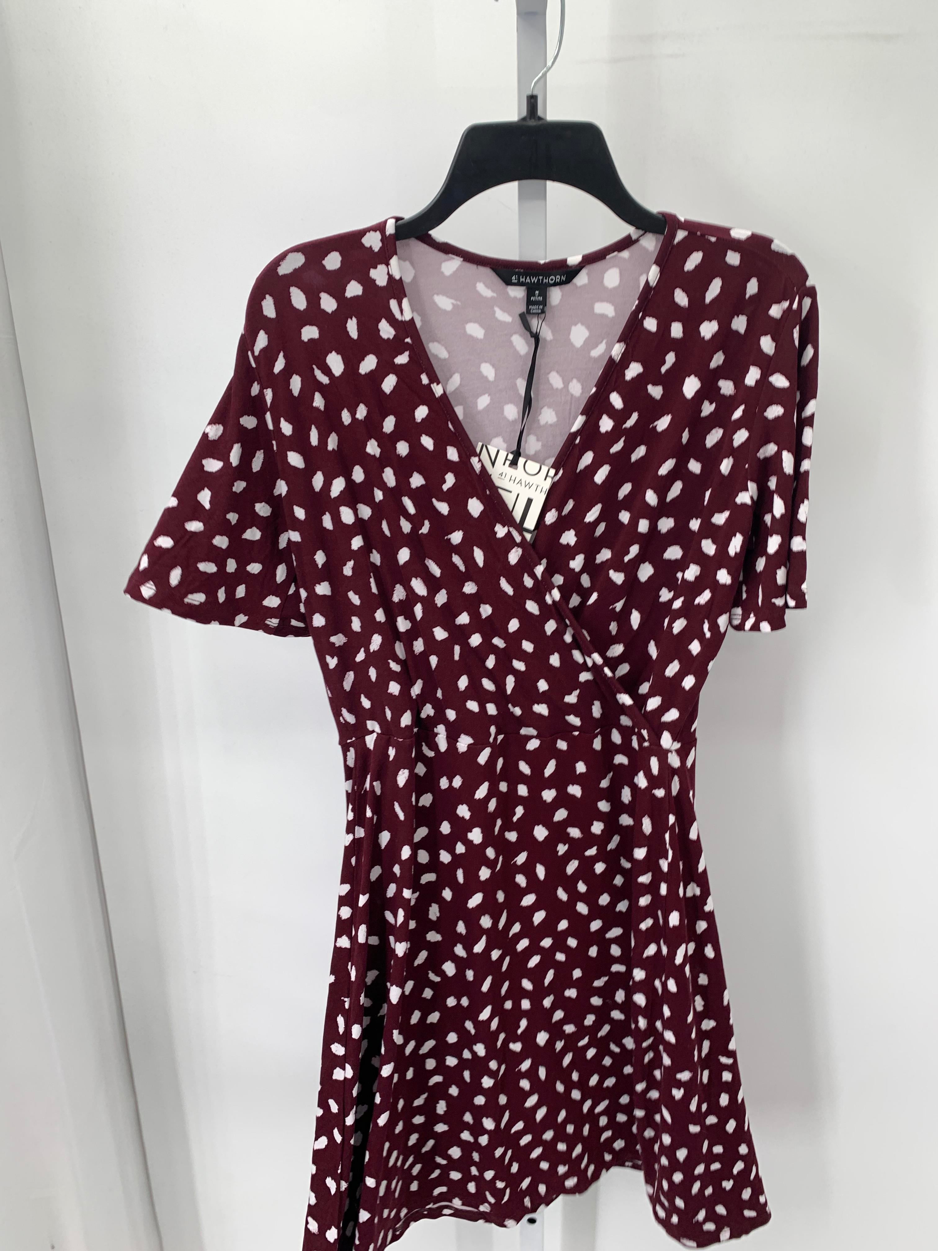 41 Hawthorn Size Medium Petite Petite Short Sleeve Dress