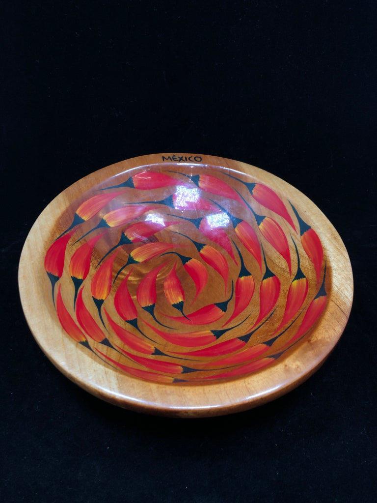 GLOSSY WOOD 'MEXICO' BOWL W/CHILI DESIGN.