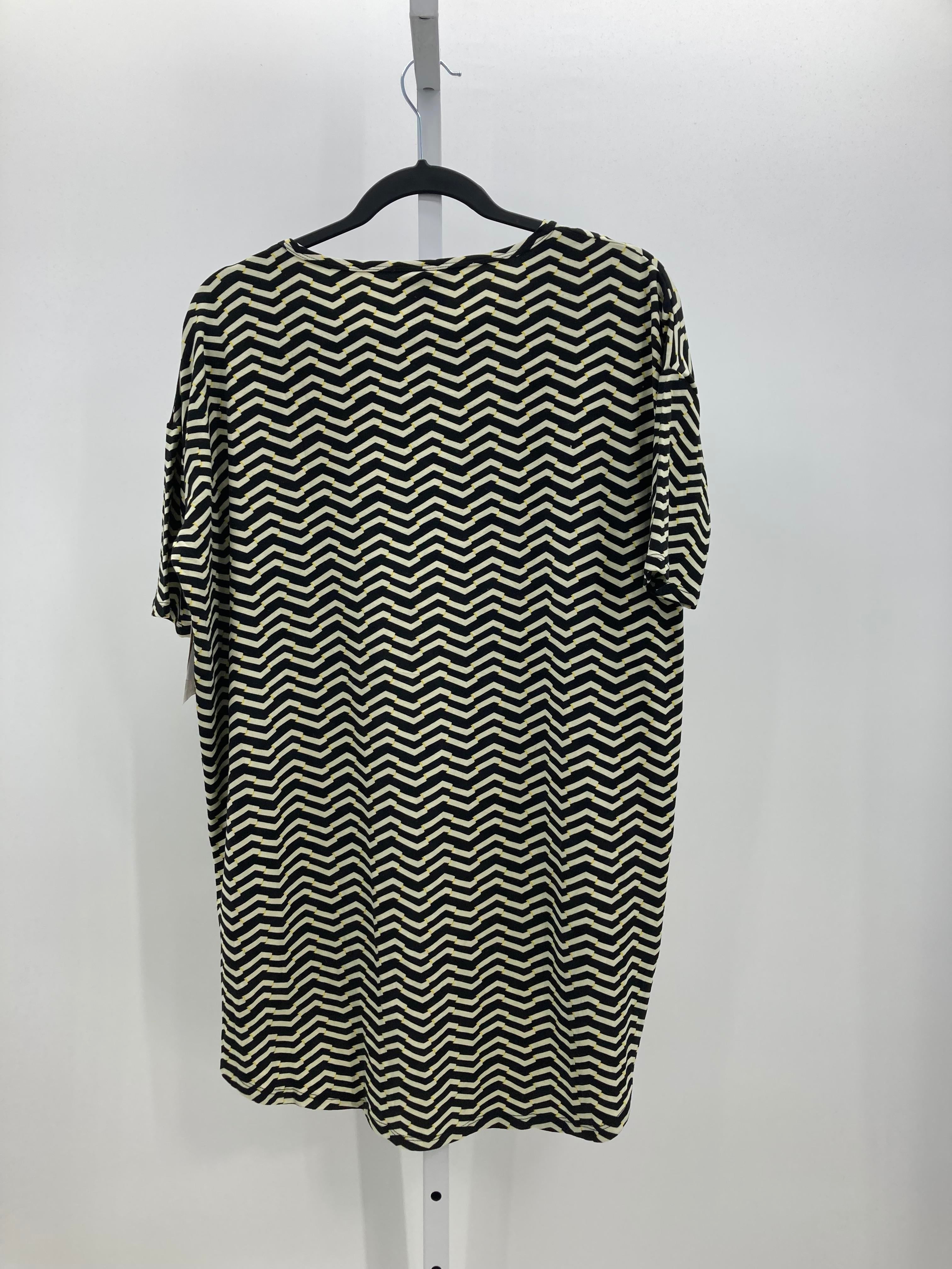 Lularoe Size X Small Misses Short Sleeve Shirt