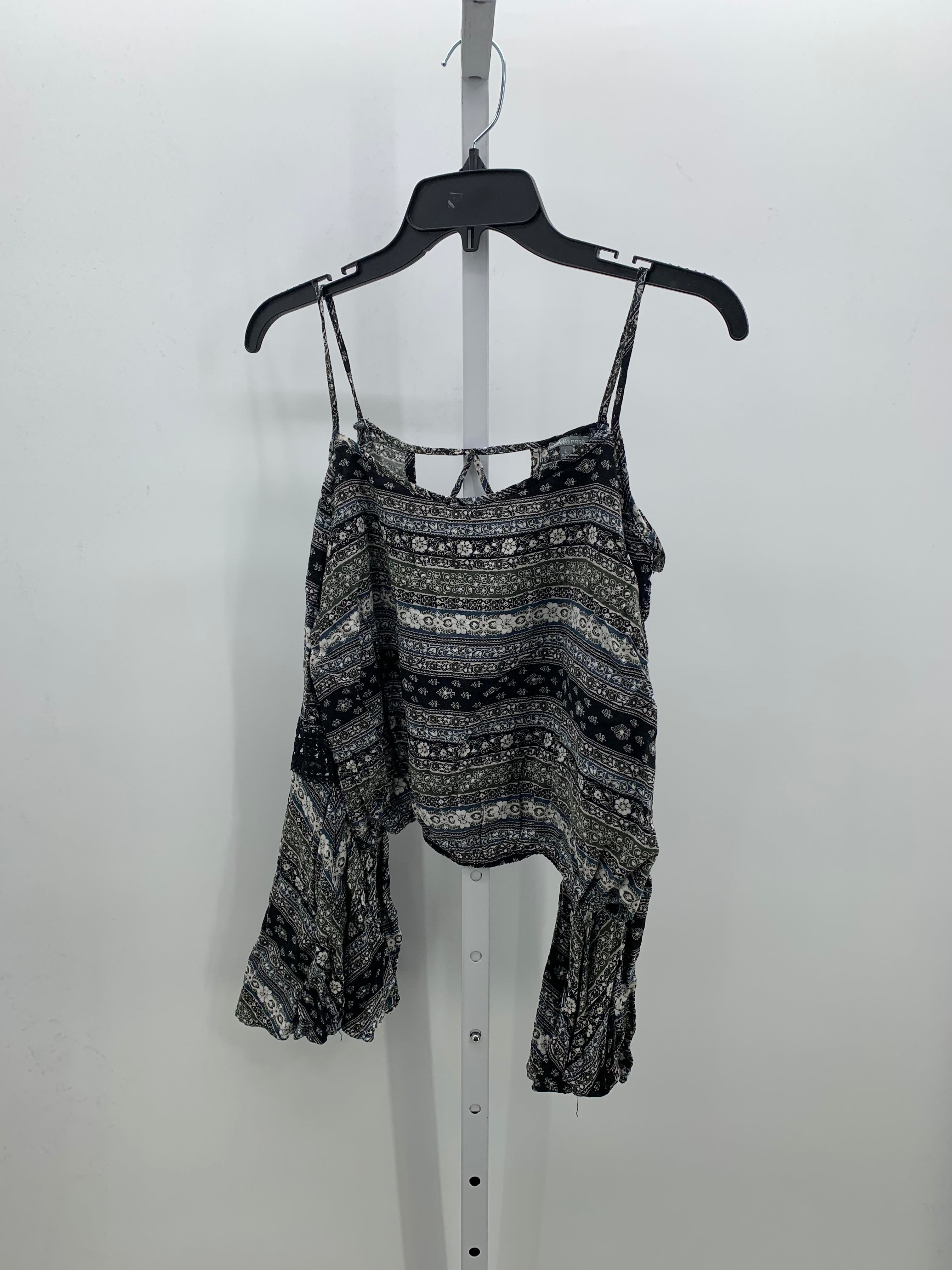 Charlotte Russe Size Large Juniors Long Sleeve Shirt