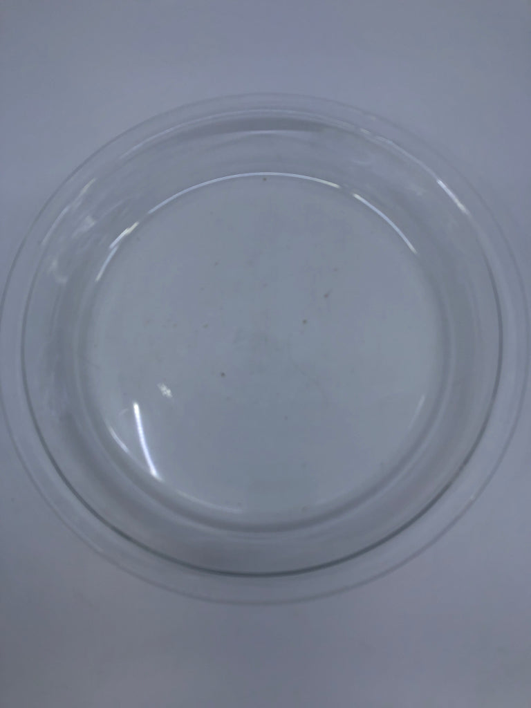 ROUND PYREX PIE DISH.
