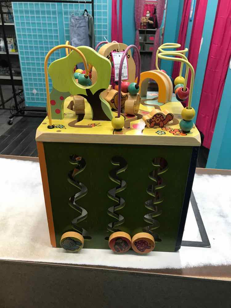 Zany Zoo Activity Cube
