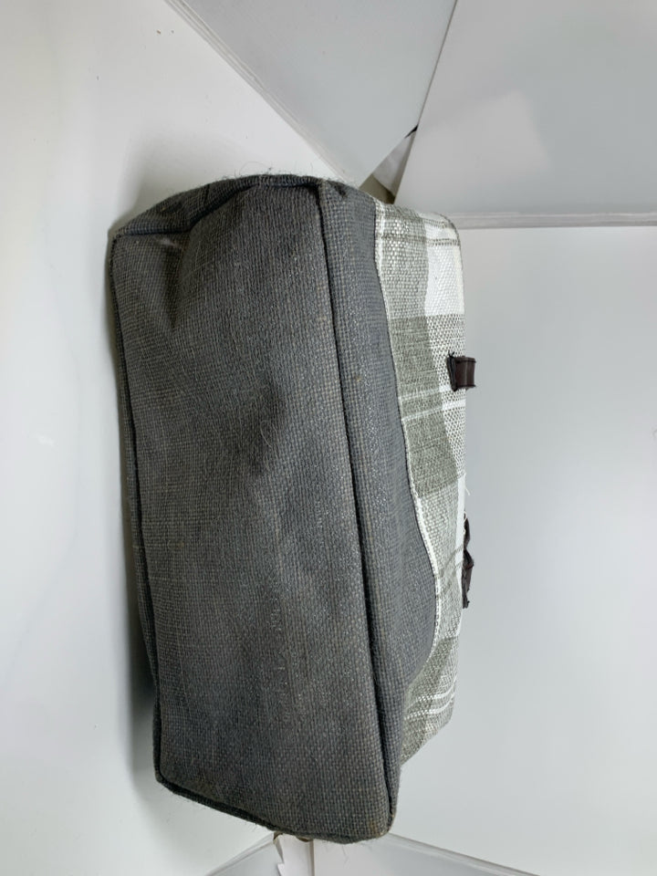 FABRIC PLAID RECTANGLE BASKET.