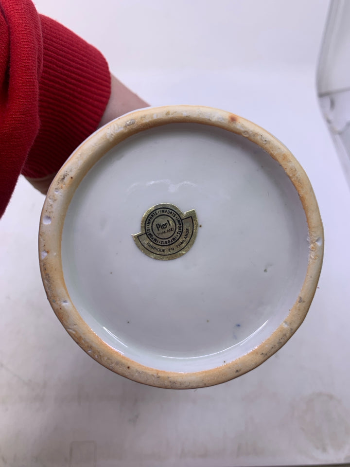 BLUE WHITE DESIGNS TAPERED CANDLE HOLDER.