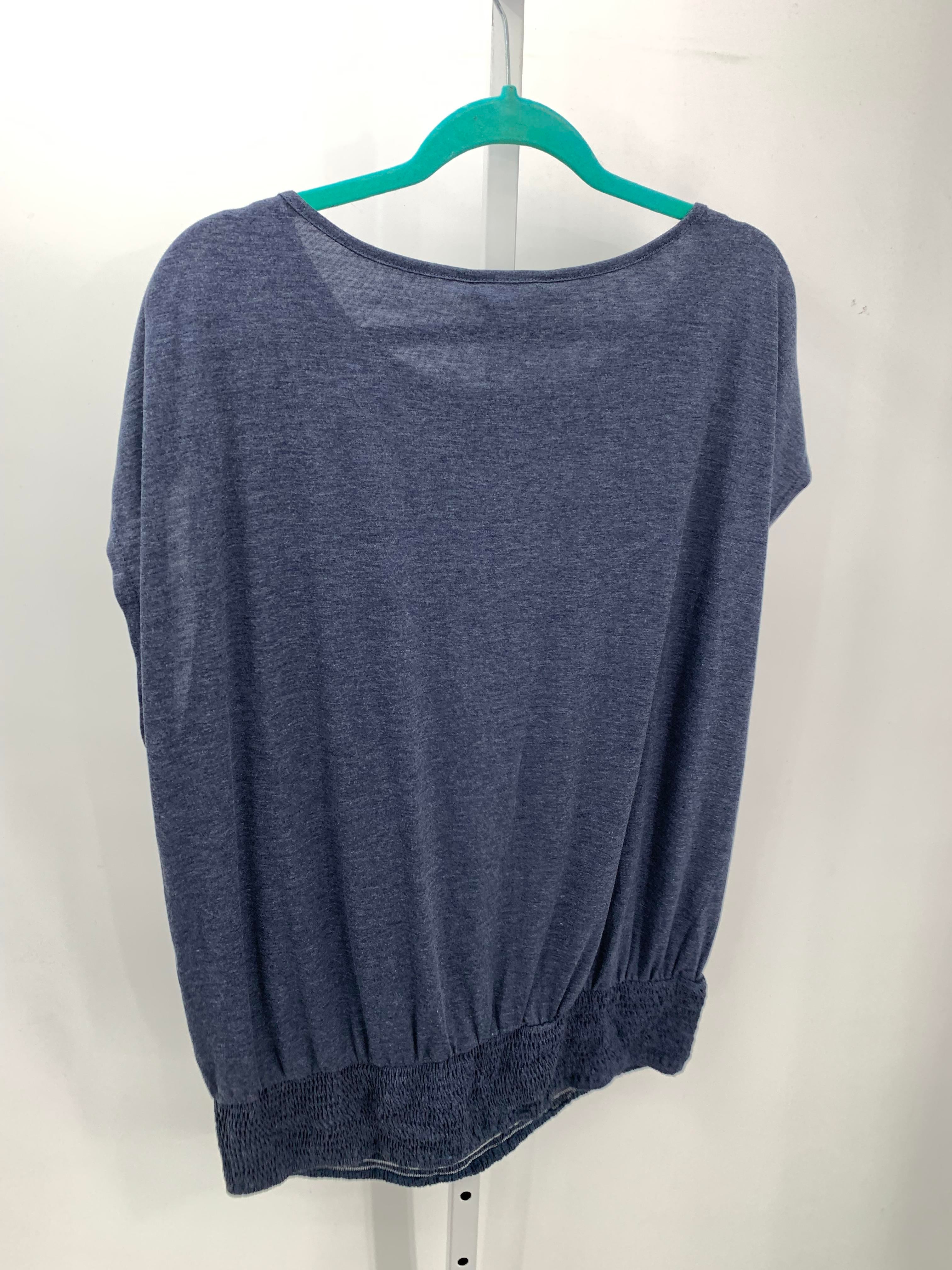 Size 12 Misses Short Sleeve Shirt