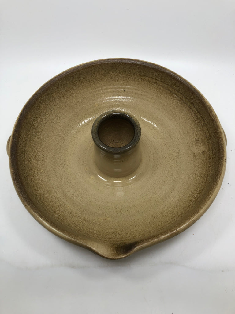 MAPLE CITY POTTERY CHICKEN ROASTER.