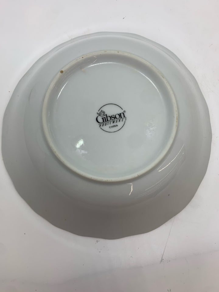 WHITE PORCELAIN BOWL W/GOLD RIM EMBOSSED LEAVES.