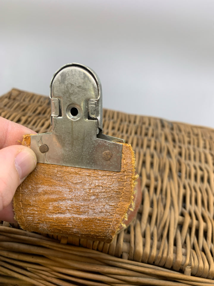 VTG TALL CARMEL COLORED BASKET W/ HANDLES METAL HARDWARE/LEATHER STRAP.