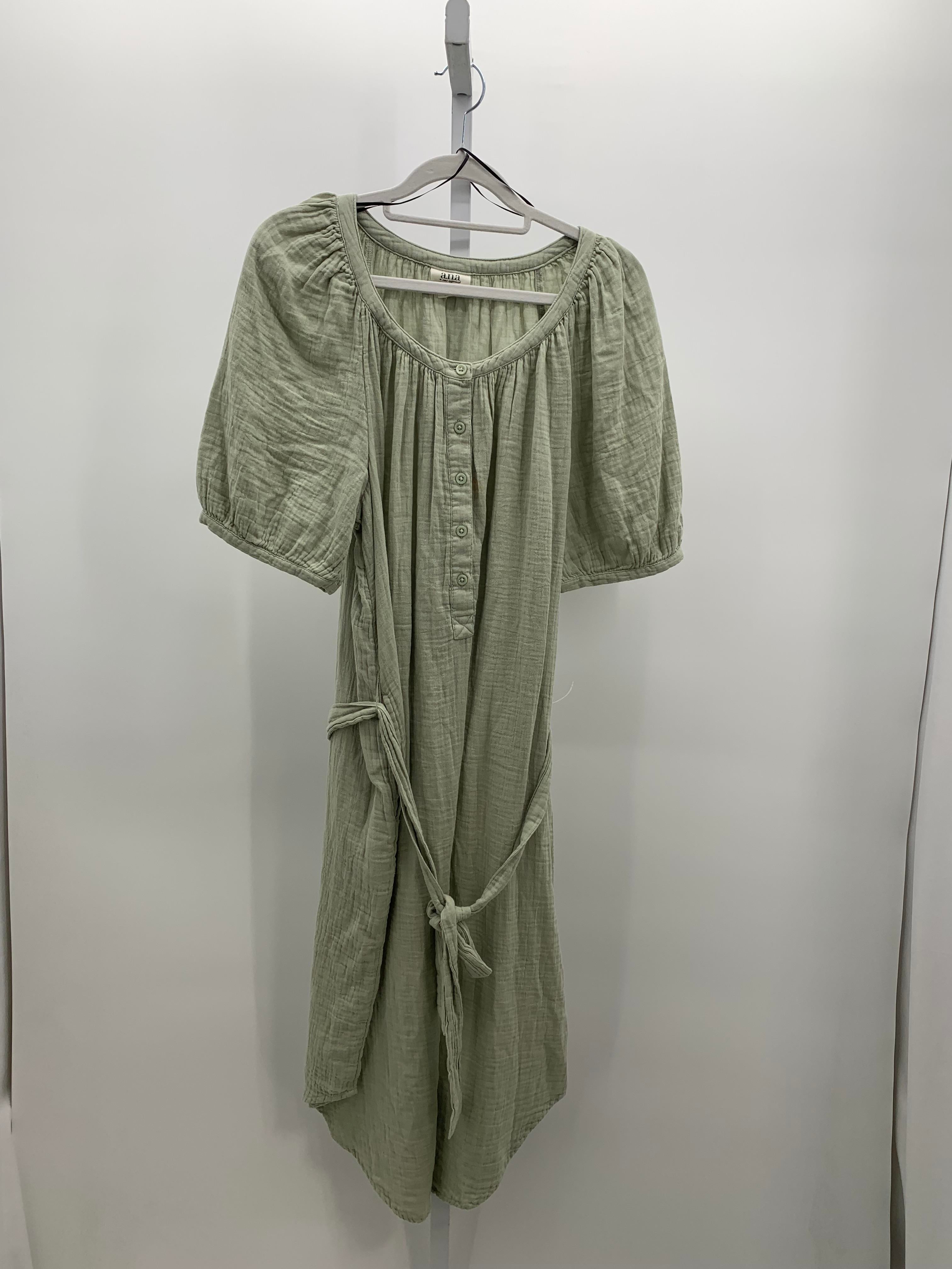 A.N.A. Size Medium Misses Short Sleeve Dress
