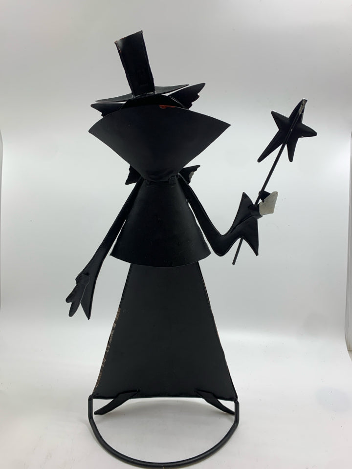 METAL PUMPKIN WITCH HALLOWEEN DECOR.