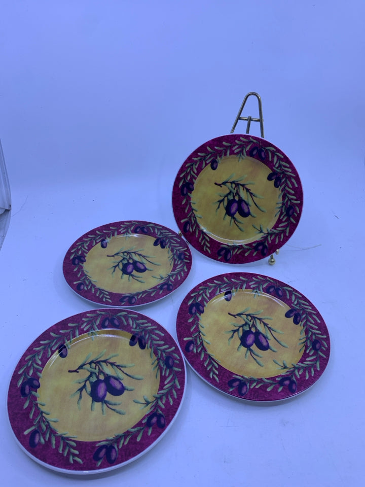 4 OLIVE PATTERN SNACK PLATES.