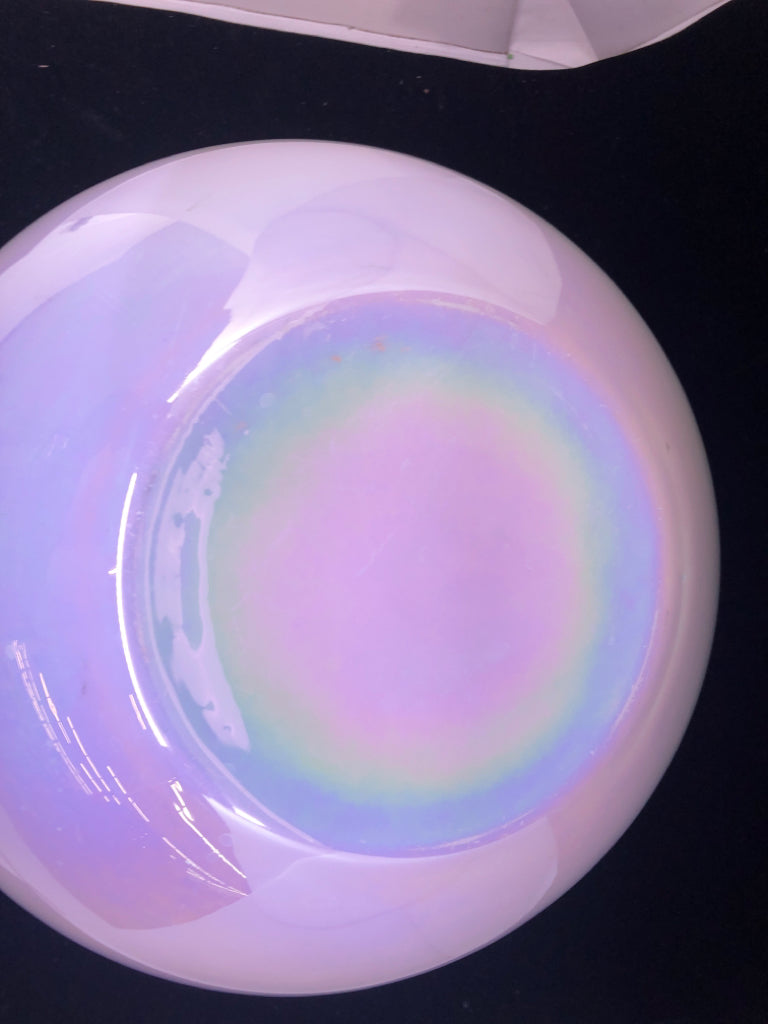 WHITE IRIDESCENT GLASS GLOBE VASE.