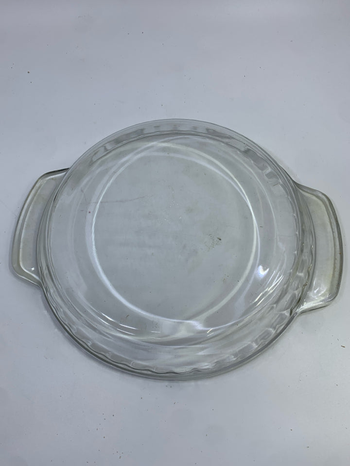 CLEAR PYREX PIE PLATE.
