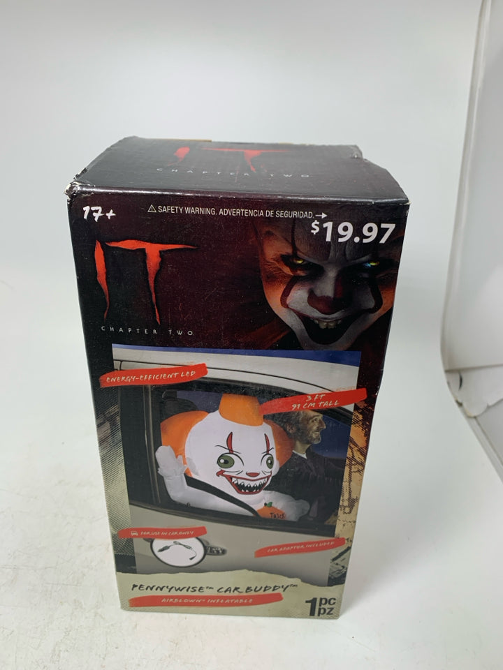 NIB INFLATABLE PENNYWISE CAR BUDDY.