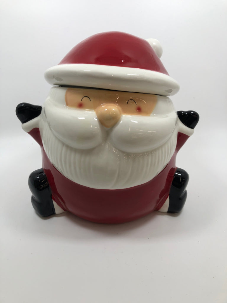 NWT ROUND SANTA COOKIE JAR.