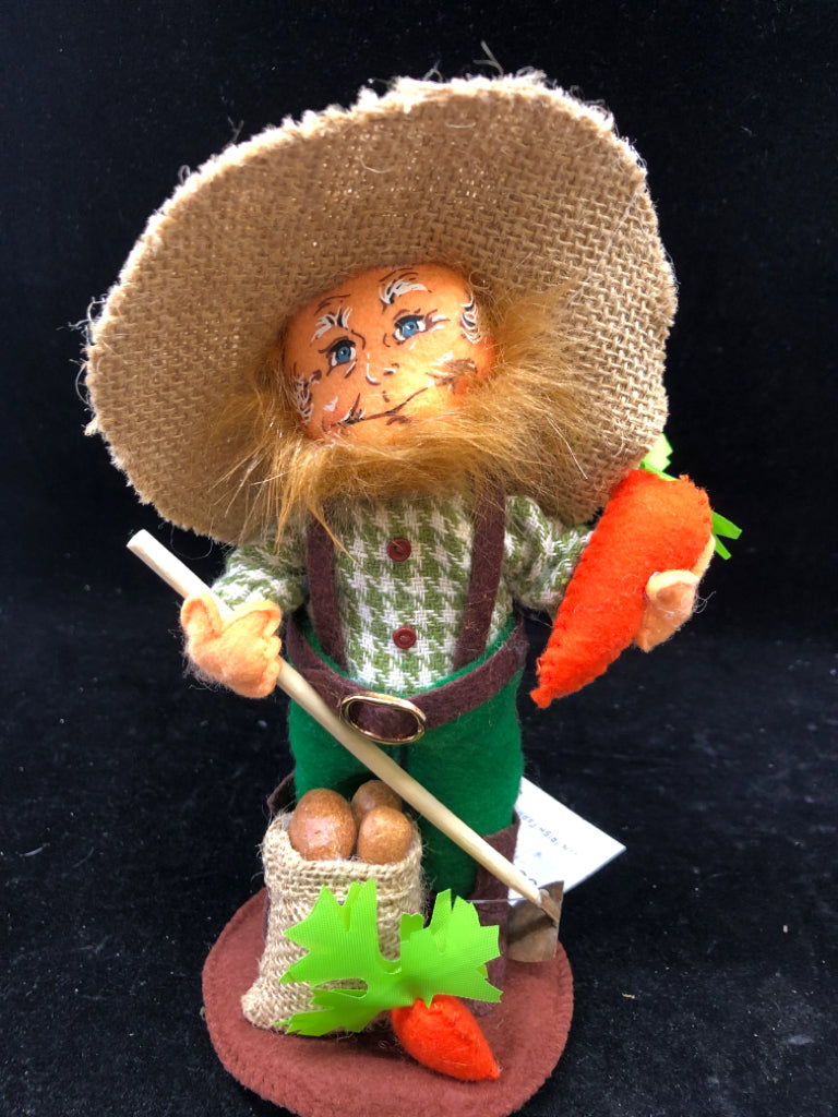 ANNALEE IRISH FARMER.