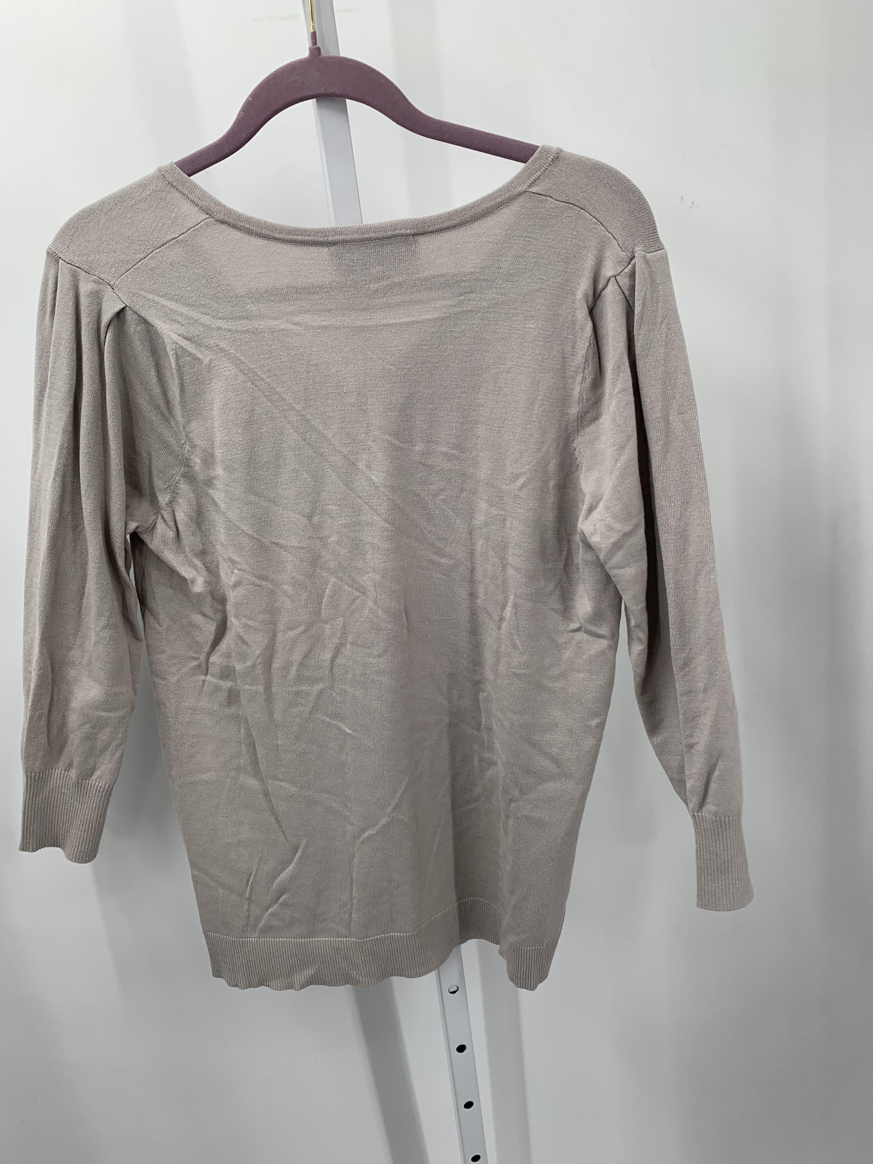 Size Medium Misses 3/4 Sleeve Sweater