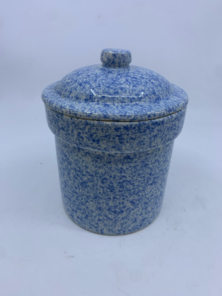 BLUE SPONGE CANISTER.