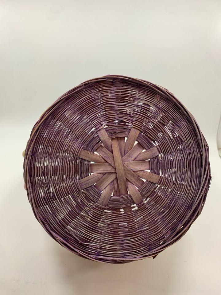 PURPLE BEADED BASKET W/WOVEN HANDLE.