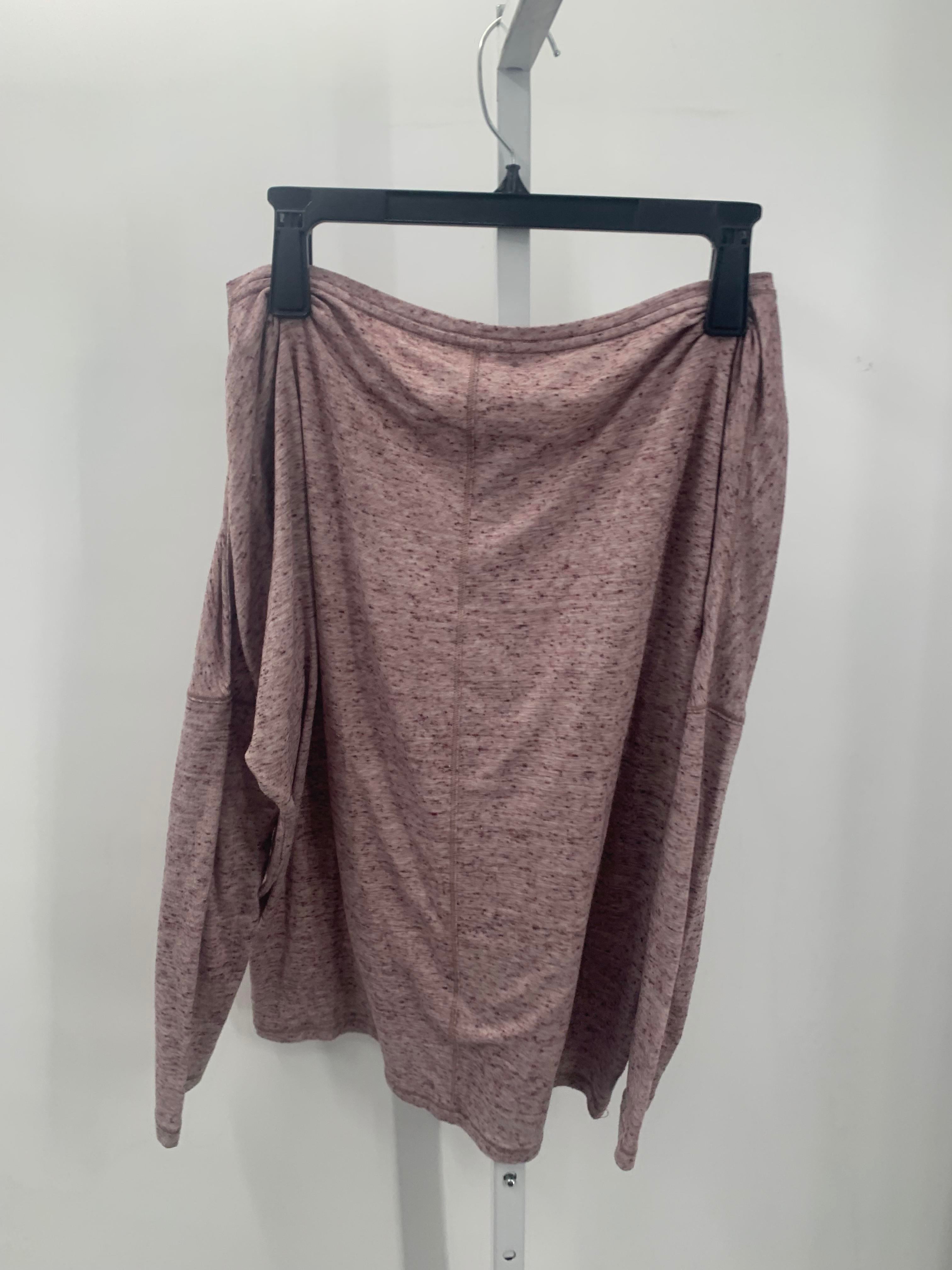 Athleta Size Medium Misses Long Sleeve Shirt