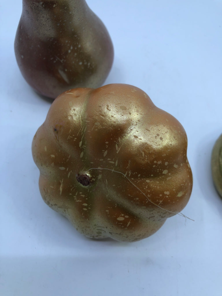 3 GOLD PUMPKINS/GOURDS.