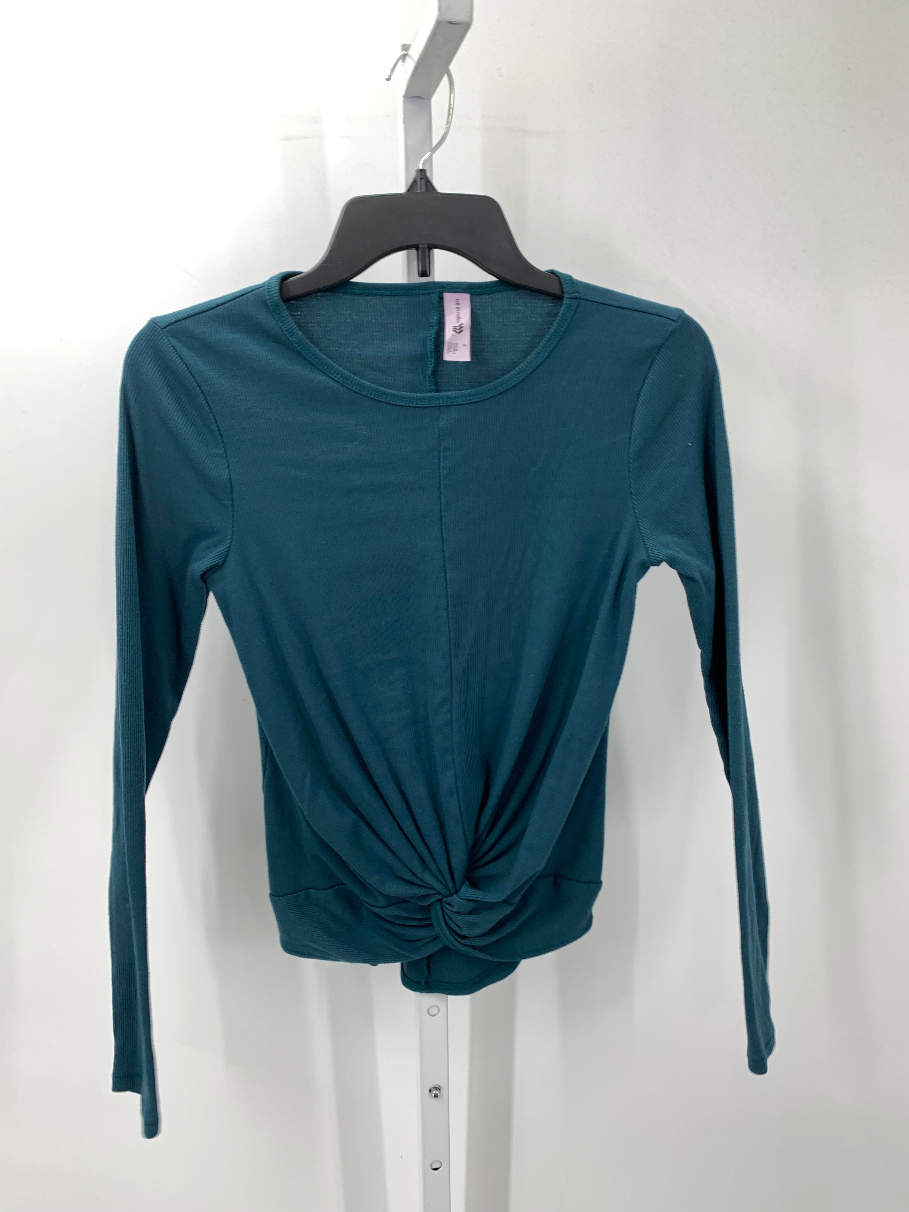 All In Motion Size Small Misses Long Sleeve Shirt