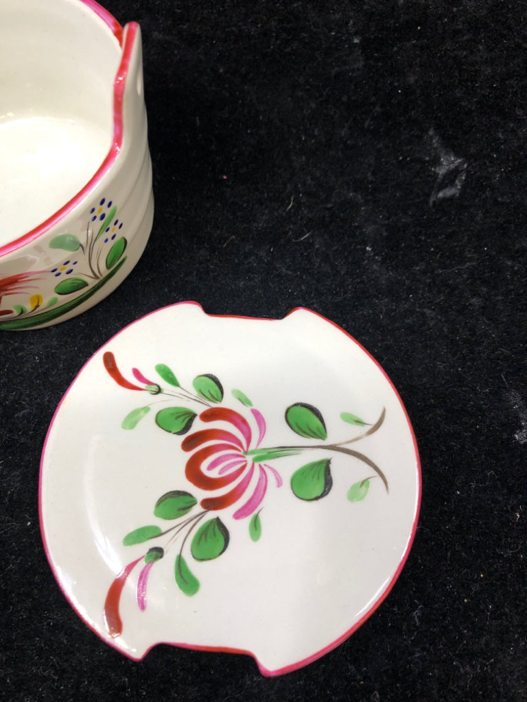 VTG SMALL COVERED BOWL ROOSTER PATTERN.