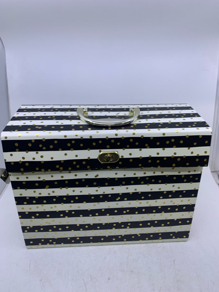 BLACK/WHITE STRIPED ACCORDION FOLDER W/ GOLD DOTS.