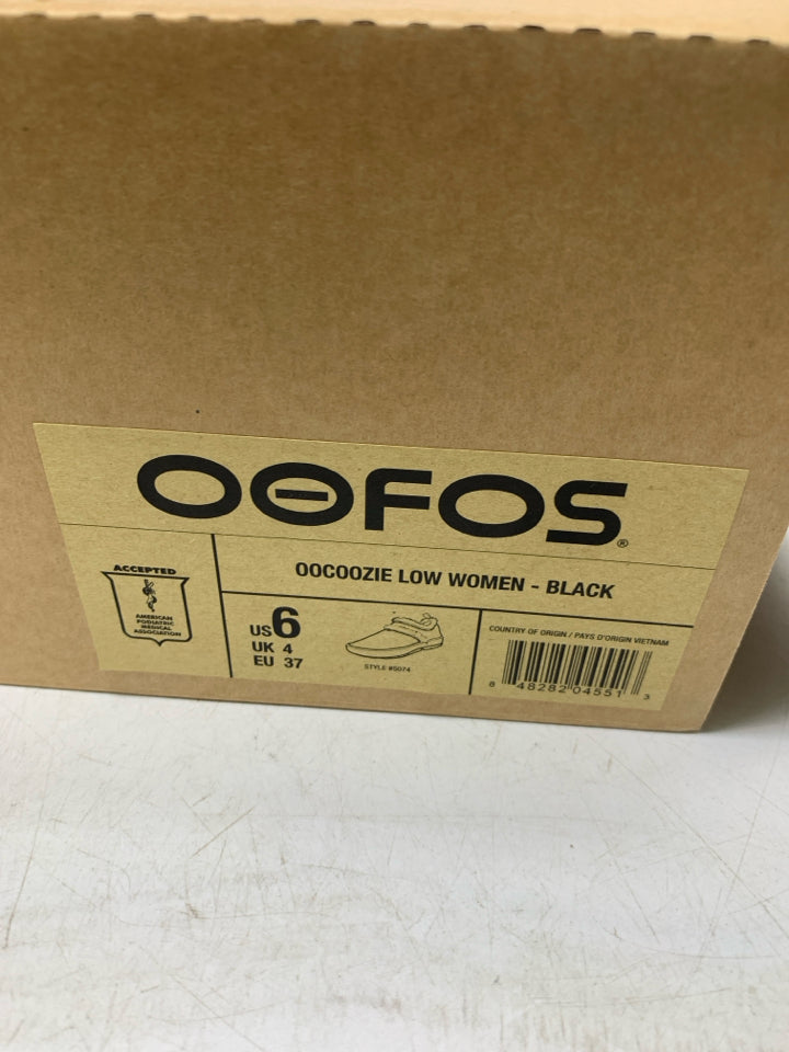 Oofos Oocoozie Low Slip On Recovery Shoes- New In Box