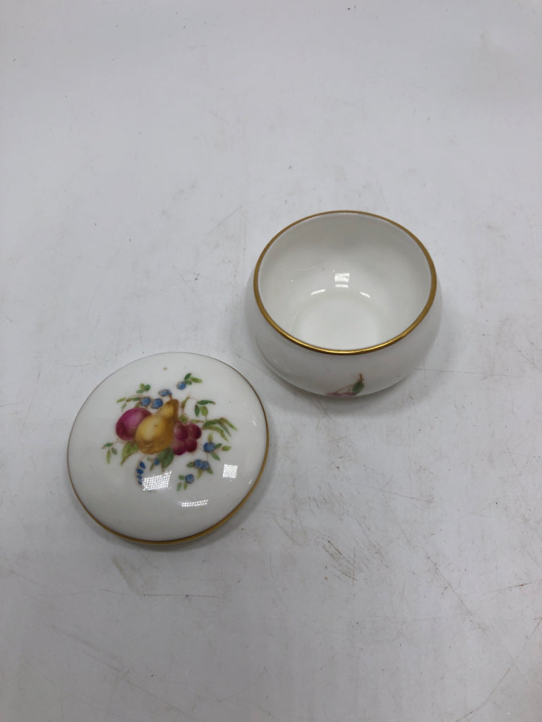 VTG SM DELECTA FRUIT PAINTED PORCELAIN BOX.