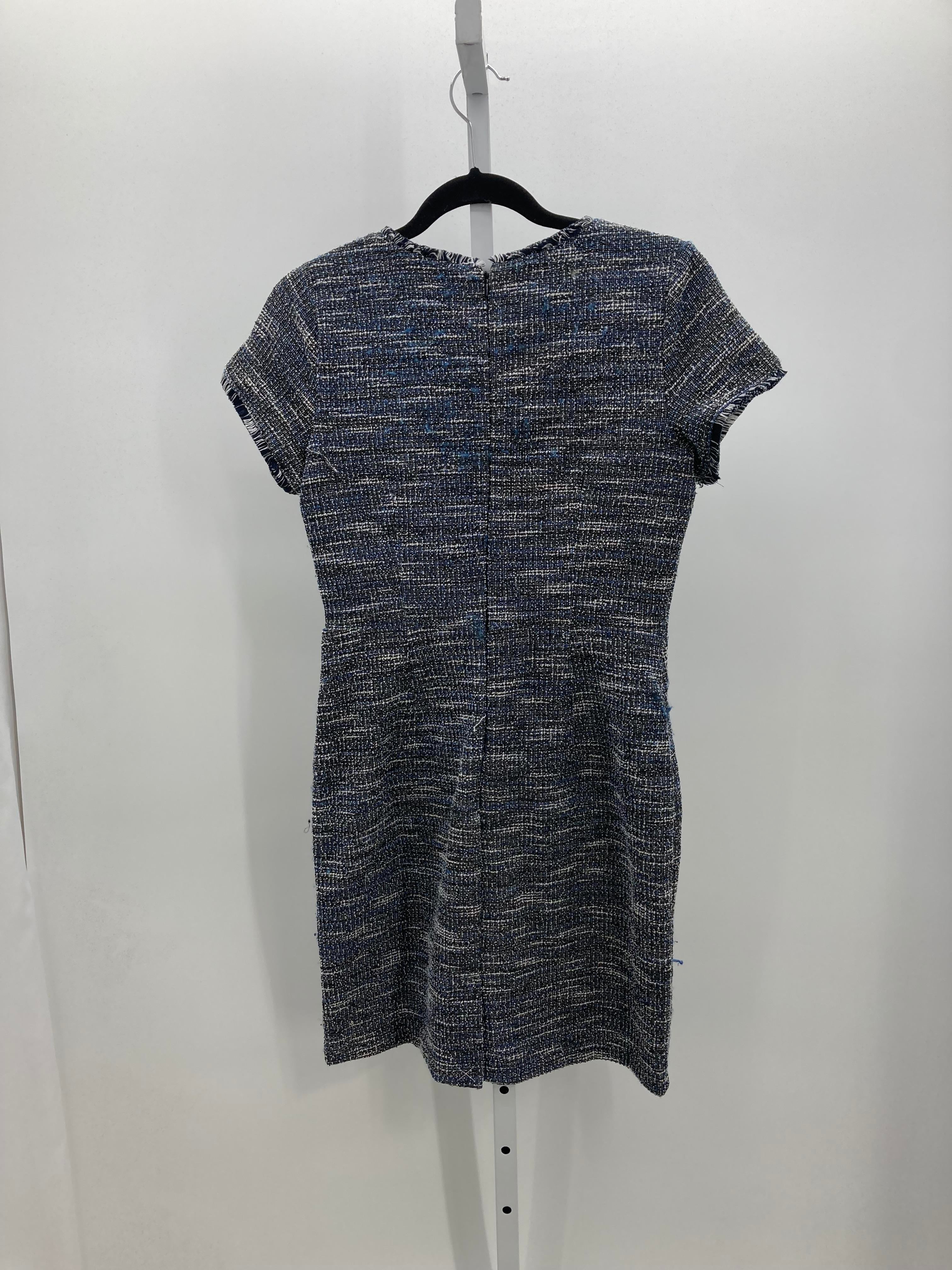 Loft Size 4 Petite Petite Short Sleeve Dress
