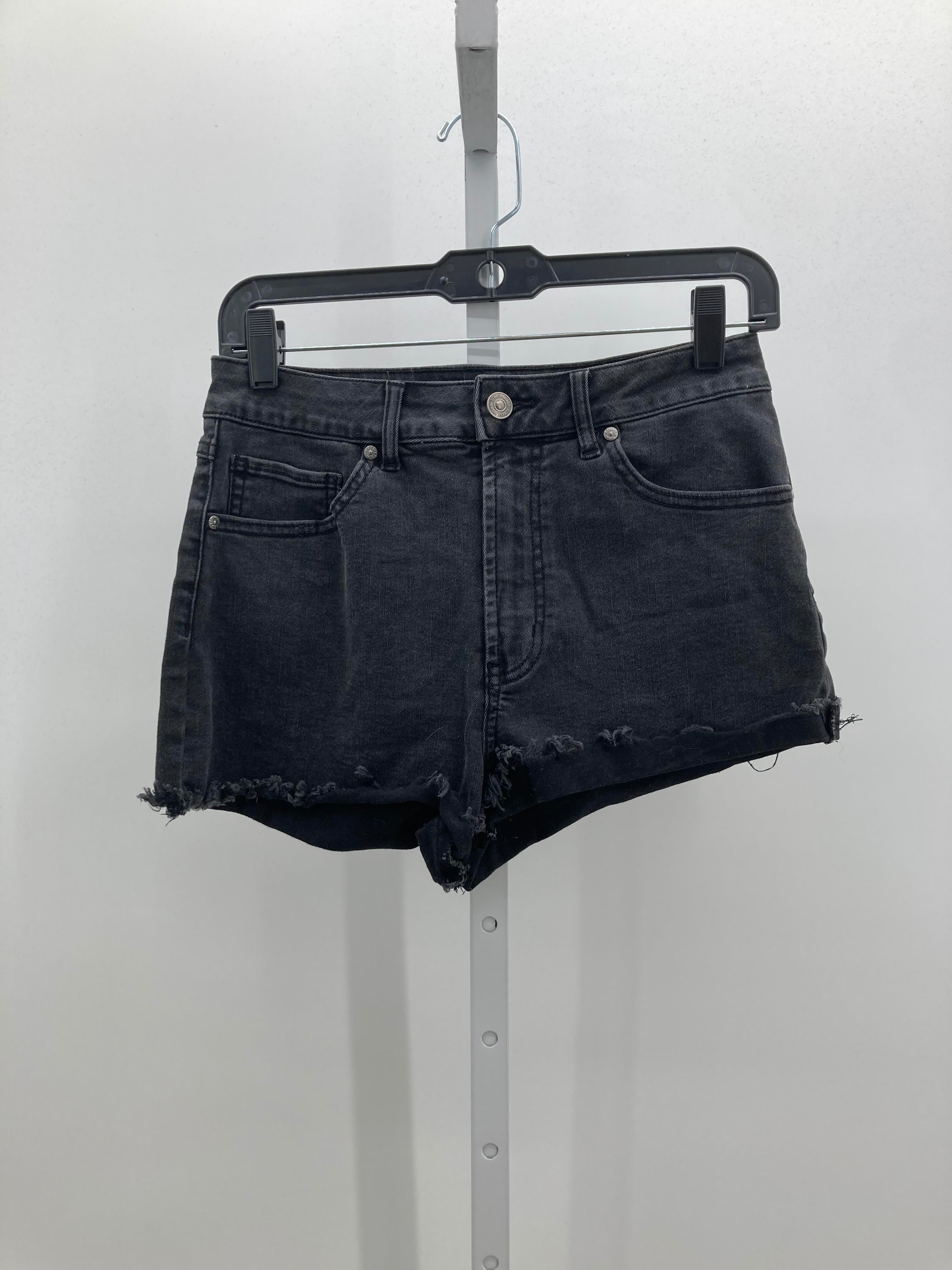 Size 7 Juniors Shorts