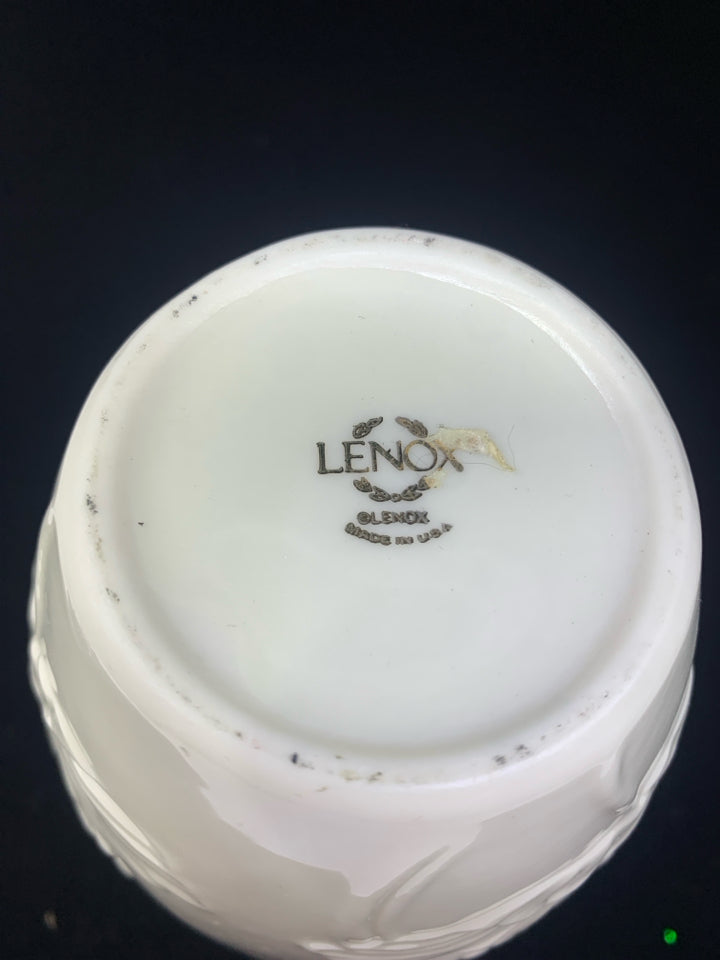 LENOX EMBOSSED FLOWERS W/CUTOUTS VASE.