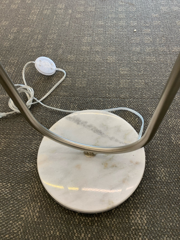 MARBLE BASE FLOOR LAMP W/ SILVER METAL LARGE WHITE SHADE.