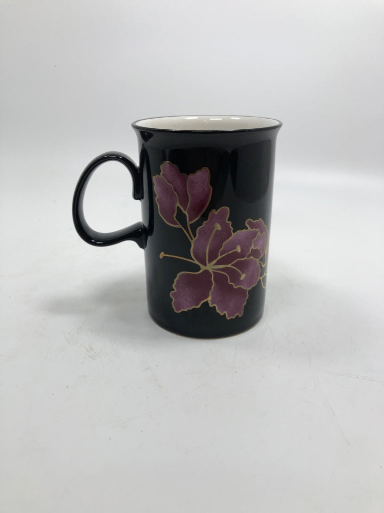 PINK FLORAL BLACK MUG.